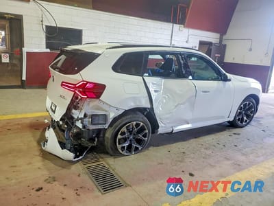 Trzecie zdjęcie samochodu z tyłu: 2026 BMW X3 30 XDRIVE VIN:5UX53GP01T9401471 - miniatura