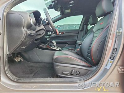 Zdjęcie 12 z 13 samochodu: 2023 KIA FORTE GT VIN:3KPF44AC3PE527854 - miniatura