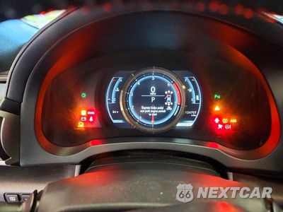 Zdjęcie 9 z 12 samochodu: 2017 LEXUS RC 200T VIN:JTHHA5BC0H5007418 - miniatura