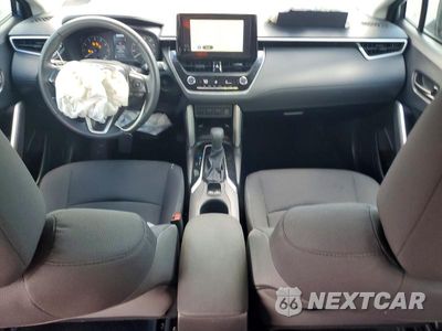 Zdjęcie 8 z 13 samochodu: 2025 TOYOTA COROLLA CROSS LE VIN:7MUCAAAG0SV136176 - miniatura