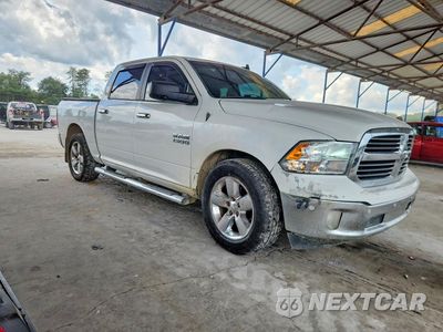 Czwarte zdjęcie samochodu z boku: 2016 RAM 1500 SLT VIN:3C6RR6LT5GG376373 - miniatura