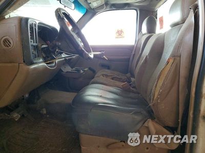 Zdjęcie 7 z 12 samochodu: 2000 CHEVROLET SILVERADO C1500 VIN:1GCEC14W1YE343366 - miniatura