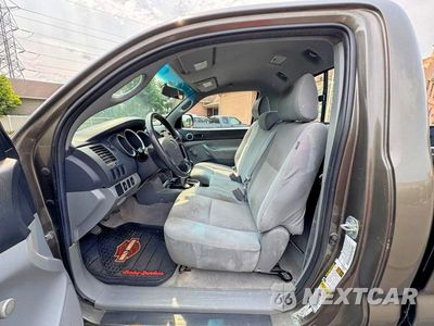 Zdjęcie 7 z 12 samochodu: 2009 TOYOTA TACOMA BASE VIN:5TENX22N49Z605075 - miniatura