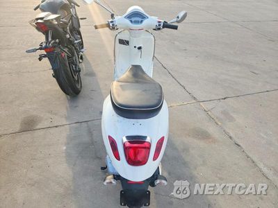Zdjęcie 6 z 9 samochodu: 2022 VESPA PRIMAVERA/SPRINT 150 VIN:ZAPM818G5N5905957 - miniatura