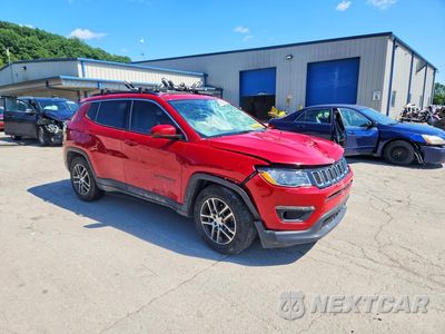Czwarte zdjęcie samochodu z boku: 2019 JEEP COMPASS LATITUDE VIN:3C4NJCBB6KT706513 - miniatura