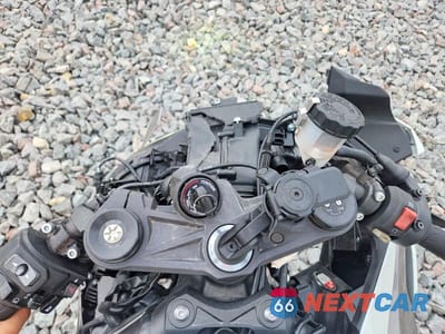 Zdjęcie 7 z 9 samochodu: 2025 KAWASAKI ZX636 K VIN:JKBZXJJ19SA022369 - miniatura