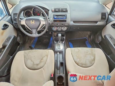 Zdjęcie 8 z 12 samochodu: 2007 HONDA FIT VIN:JHMGD38457S014002 - miniatura