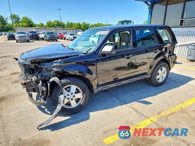 2011 FORD ESCAPE XLS 1FMCU0C76BKB33374 - główne zdjęcie licytacji z USA - miniatura