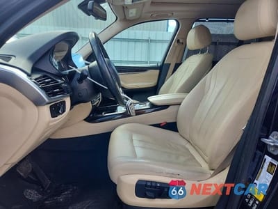 Zdjęcie 7 z 13 samochodu: 2016 BMW X5 XDRIVE35I VIN:5UXKR0C56G0P33930 - miniatura