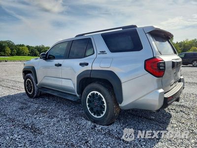 Drugie zdjęcie samochodu z przodu: 2025 TOYOTA 4RUNNER TRD OFF-ROAD HV VIN:JTEVB5BR6S5000143 - miniatura