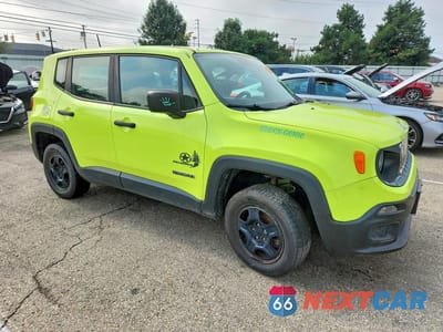 Czwarte zdjęcie samochodu z boku: 2017 JEEP RENEGADE SPORT VIN:ZACCJBAB9HPG35178 - miniatura