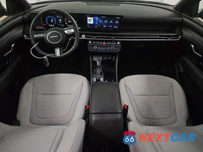 Zdjęcie 8 z 13 samochodu: 2025 HYUNDAI SANTA CRUZ SE VIN:5NTJA4DE5SH141569 - miniatura