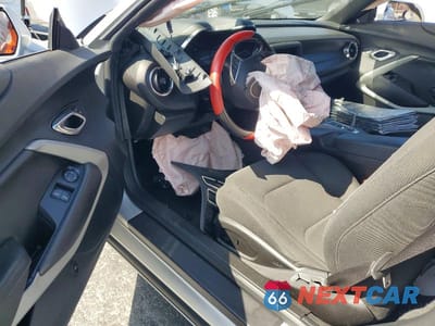 Zdjęcie 8 z 12 samochodu: 2019 CHEVROLET CAMARO LS VIN:1G1FB1RX5K0126764 - miniatura