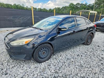 2015 FORD FOCUS SE 1FADP3F27FL285932 - główne zdjęcie licytacji z USA - miniatura