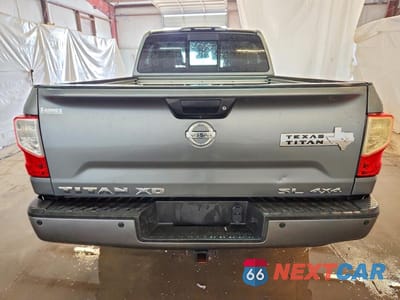 Zdjęcie 6 z 12 samochodu: 2017 NISSAN TITAN XD SL VIN:1N6BA1F43HN552304 - miniatura