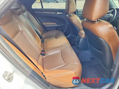 Zdjęcie 10 z 12 samochodu: 2018 CHRYSLER 300 LIMITED VIN:2C3CCAEG6JH314107 - miniatura