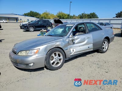 2001 LEXUS ES 300 JT8BF28G615112941 - główne zdjęcie licytacji z USA - miniatura