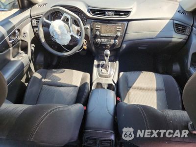 Zdjęcie 8 z 13 samochodu: 2017 NISSAN ROGUE S VIN:KNMAT2MT4HP609154 - miniatura