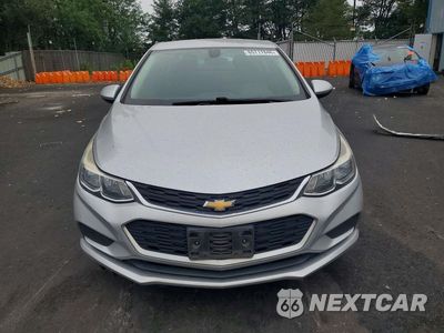 Piąte zdjęcie samochodu w środku: 2018 CHEVROLET CRUZE LS VIN:1G1BC5SMXJ7145139 - miniatura