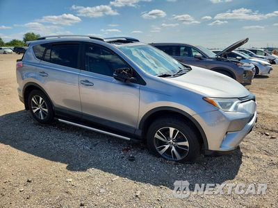 Czwarte zdjęcie samochodu z boku: 2016 TOYOTA RAV4 XLE VIN:2T3WFREVXGW240714 - miniatura