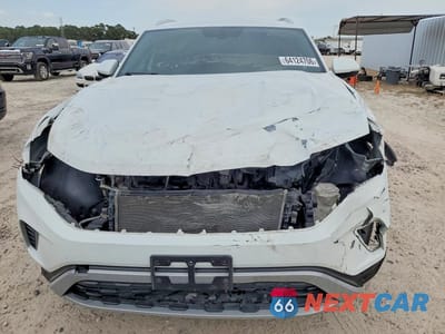 Piąte zdjęcie samochodu w środku: 2023 VOLKSWAGEN ATLAS CROSS SPORT SE VIN:1V2HE2CA6PC223039 - miniatura