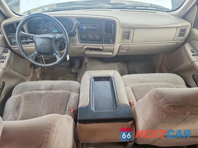 Zdjęcie 8 z 12 samochodu: 2002 CHEVROLET SILVERADO C1500 VIN:2GCEC19V521392546 - miniatura