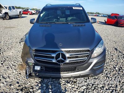 Piąte zdjęcie samochodu w środku: 2018 MERCEDES-BENZ GLE 350 VIN:4JGDA5JB4JB114242 - miniatura