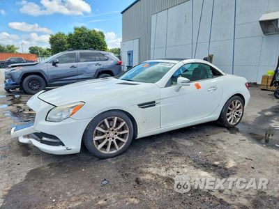 2016 MERCEDES-BENZ SLK 300 WDDPK3JA0GF121898 - główne zdjęcie licytacji z USA - miniatura