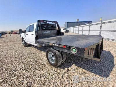 Drugie zdjęcie samochodu z przodu: 2024 RAM 3500 VIN:3C7WRTCLXRG203447 - miniatura