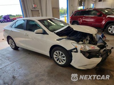 Czwarte zdjęcie samochodu z boku: 2017 TOYOTA CAMRY LE VIN:4T1BF1FK8HU665489 - miniatura