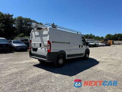 Czwarte zdjęcie samochodu z boku: 2015 RAM PROMASTER 1500 1500 STANDARD VIN:3C6TRVAG2FE515617 - miniatura