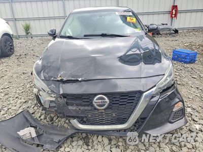 Piąte zdjęcie samochodu w środku: 2019 NISSAN ALTIMA SR VIN:1N4BL4CV3KC181360 - miniatura