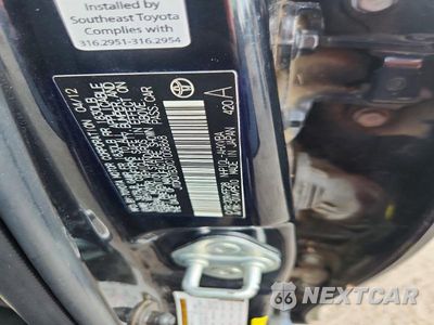 Zdjęcie 14 z 14 samochodu: 2012 TOYOTA PRIUS C TWO VIN:JTDKDTB3XC1008868 - miniatura