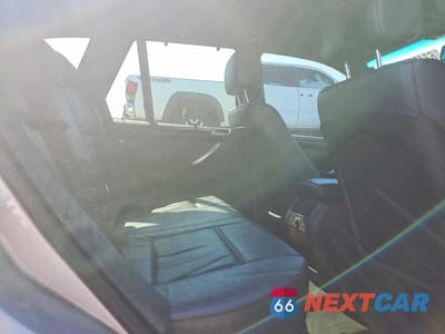 Zdjęcie 11 z 13 samochodu: 2001 BMW X5 4.4I VIN:WBAFB33561LH23980 - miniatura