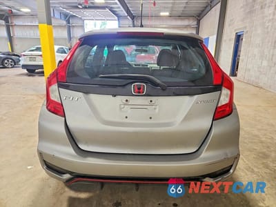Zdjęcie 6 z 13 samochodu: 2018 HONDA FIT SPORT VIN:3HGGK5G65JM700791 - miniatura