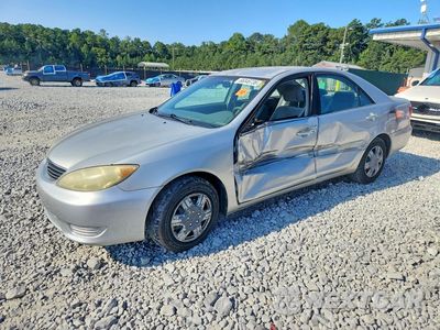 2006 TOYOTA CAMRY LE 4T1BE32K46U698538 - główne zdjęcie licytacji z USA - miniatura