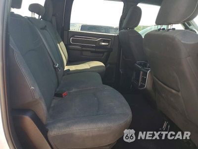 Zdjęcie 10 z 12 samochodu: 2022 RAM 3500 BIG HORN/LONE STAR VIN:3C63RRHLXNG133638 - miniatura