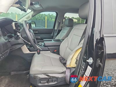 Zdjęcie 7 z 12 samochodu: 2023 TOYOTA TUNDRA SR5 VIN:5TFLA5DB7PX128692 - miniatura