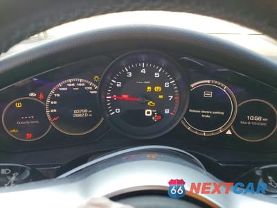 Zdjęcie 9 z 12 samochodu: 2018 PORSCHE PANAMERA 4 VIN:WP0AA2A76JL119647 - miniatura