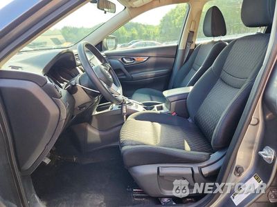 Zdjęcie 7 z 13 samochodu: 2018 NISSAN ROGUE S VIN:KNMAT2MV6JP563107 - miniatura