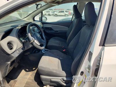 Zdjęcie 7 z 12 samochodu: 2016 TOYOTA YARIS 5-DOOR L VIN:VNKKTUD3XGA069088 - miniatura