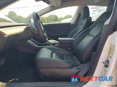 Zdjęcie 7 z 12 samochodu: 2019 TESLA MODEL 3 VIN:5YJ3E1EA0KF416009 - miniatura