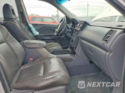 Zdjęcie 7 z 14 samochodu: 2004 HONDA PILOT EXL VIN:2HKYF18544H585133 - miniatura