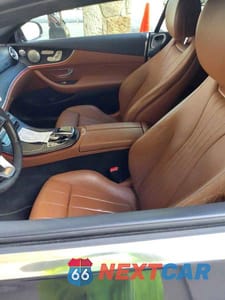 Piąte zdjęcie samochodu w środku: 2018 MERCEDES-BENZ E 400 4MATIC VIN:WDD1J6GB0JF019972 - miniatura