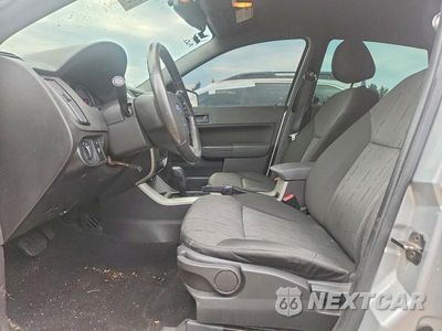 Zdjęcie 7 z 12 samochodu: 2010 FORD FOCUS SE VIN:1FAHP3FN8AW192548 - miniatura