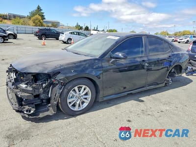 2026 TOYOTA CAMRY LE 4T1DAACK5TU758233 - główne zdjęcie licytacji z USA - miniatura