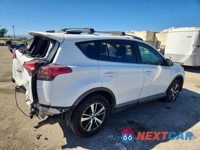 Trzecie zdjęcie samochodu z tyłu: 2016 TOYOTA RAV4 XLE VIN:2T3WFREV6GW265626 - miniatura