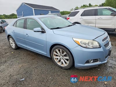 Czwarte zdjęcie samochodu z boku: 2013 CHEVROLET MALIBU 3LT VIN:1G11G5SX5DU110184 - miniatura