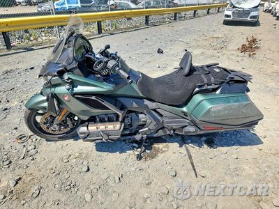 Trzecie zdjęcie samochodu z tyłu: 2024 HONDA GL1800 B VIN:JH2SC7949RK600362 - miniatura