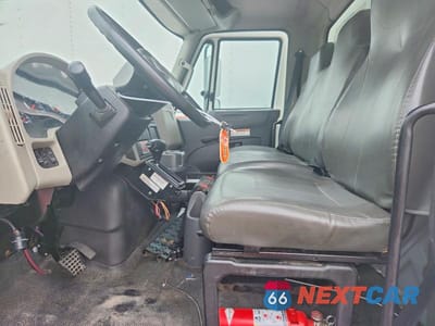 Zdjęcie 7 z 12 samochodu: 2018 INTERNATIONAL 4300 BOX TRUCK VIN:3HAMMMMM6JL546358 - miniatura